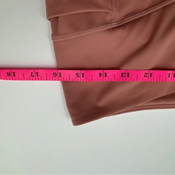 Fabletics PureLuxe Light Pink Crossover Waistband Biker Shorts Size L - Picture 8 of 10